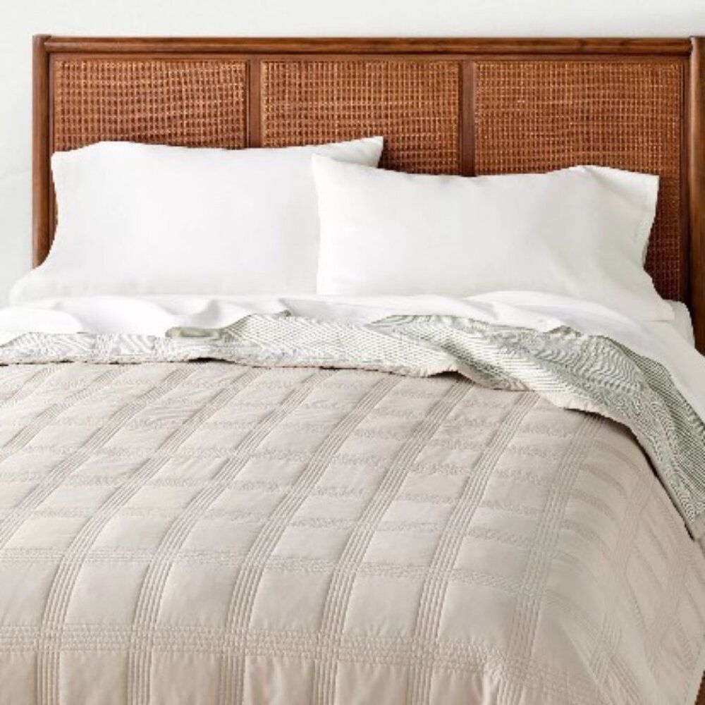 Hearth‎ & Hand with Magnolia Stitched Taupe Windowpane Quilt NwT queen/full